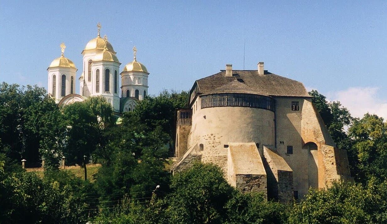 Where to go from Lviv by rented car -3